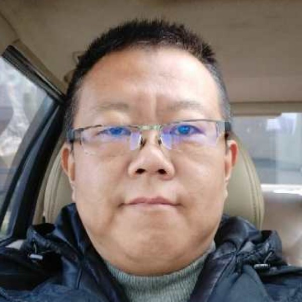 飘逸还发箍的照片