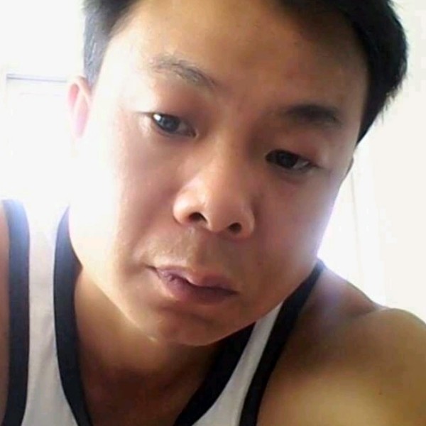 佩好的照片