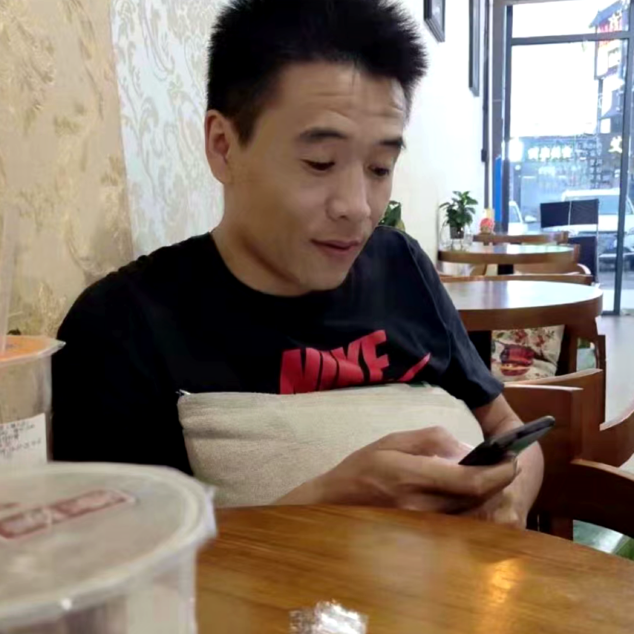 缥缈和小懒猪的照片