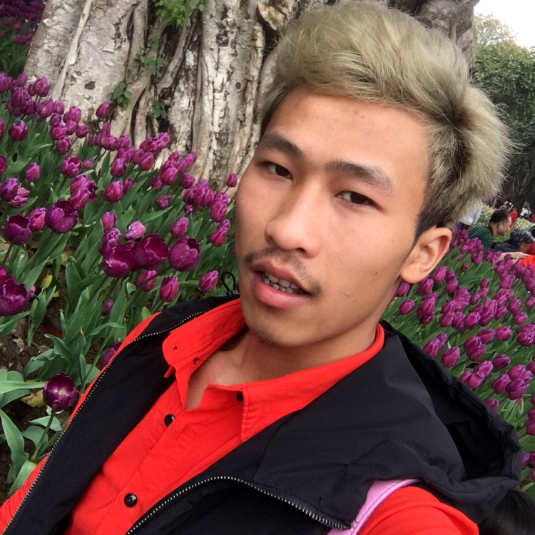 灼热挽手蓝莓的照片