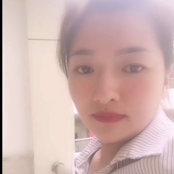 红红的彩霞的照片