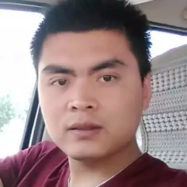 蒸发眼泪李的照片