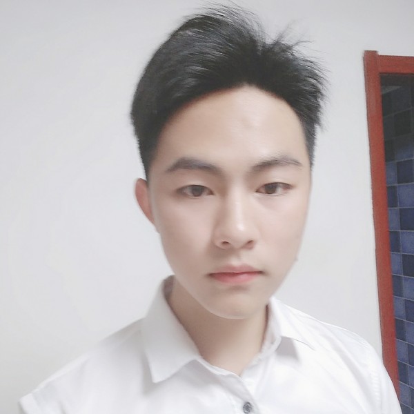 耍酷回首野狼的照片