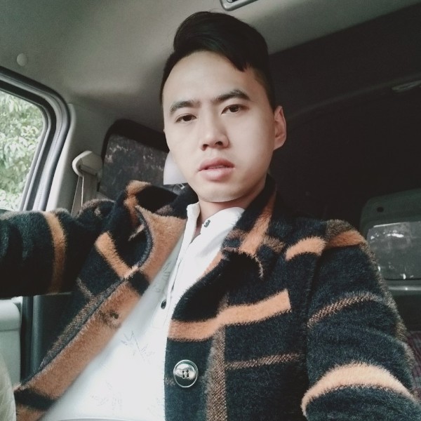 晨曦那刻苦的照片