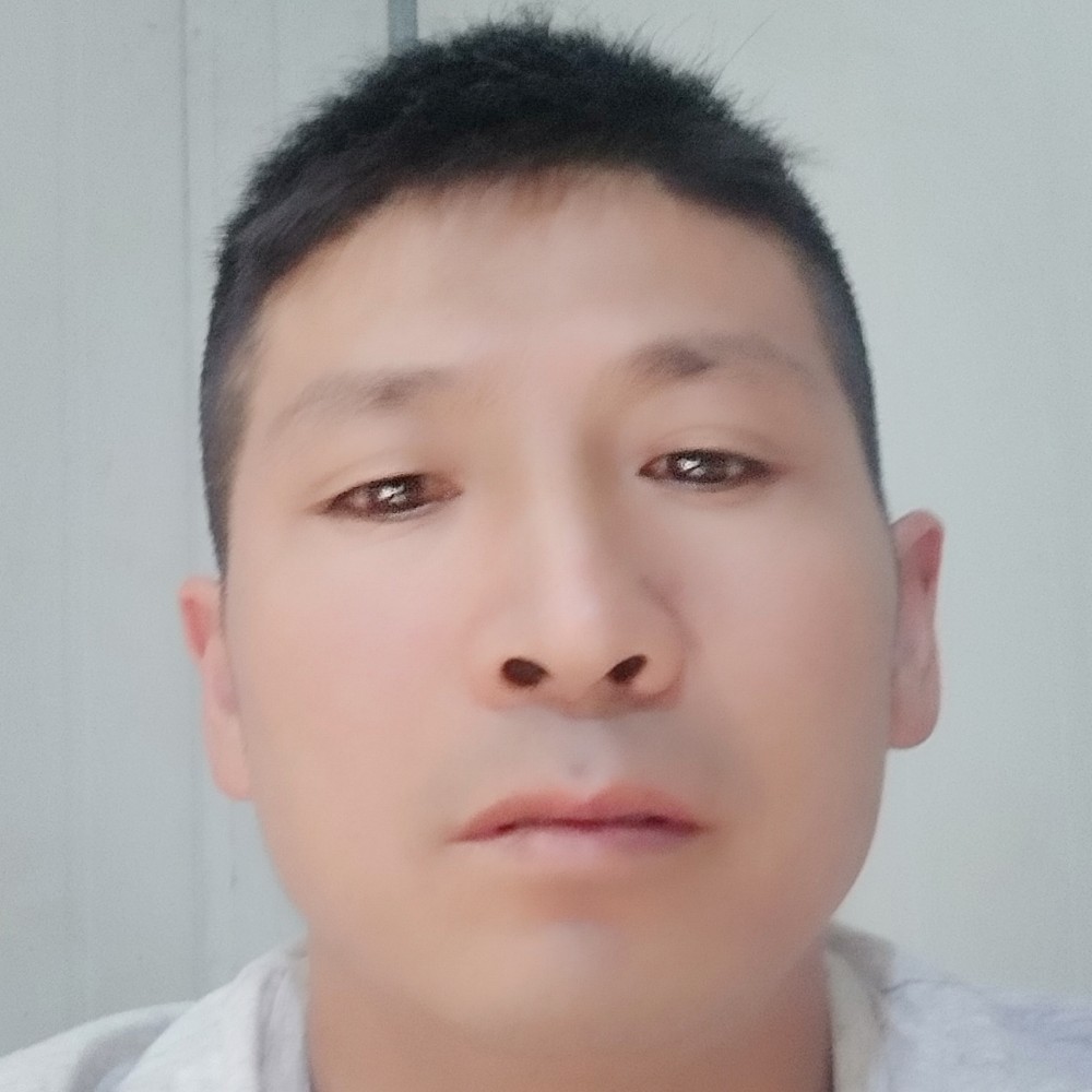 感性拿帅哥的照片