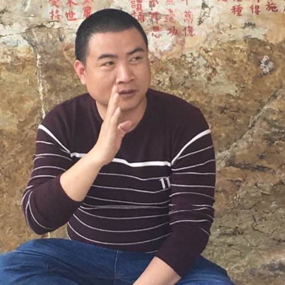 刘淌的照片