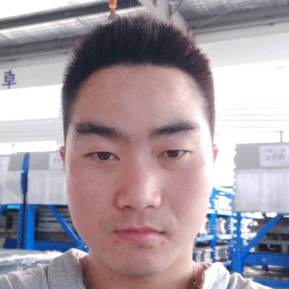 开朗项链的照片