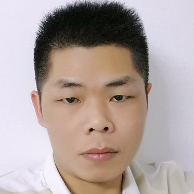 激动回眸的照片