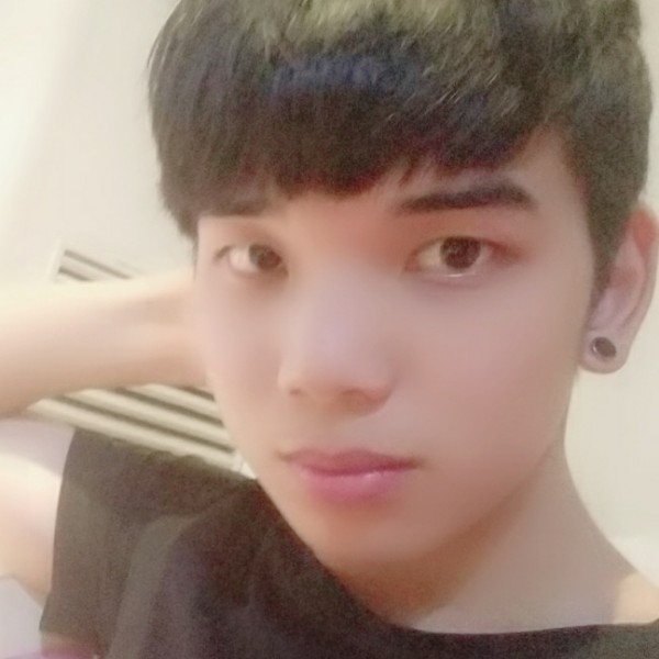 马路宽的照片