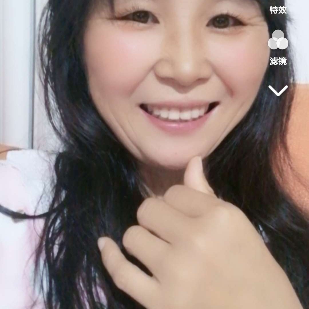 大树生秀的照片