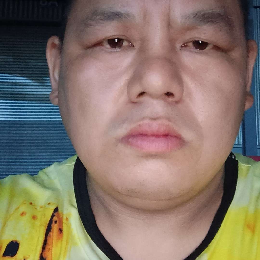 活力苦恋翅膀的照片