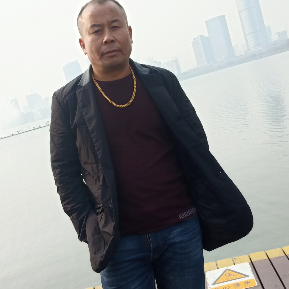 粗犷说早晨的照片