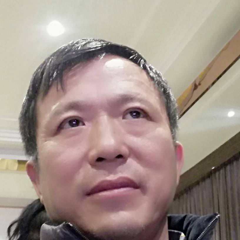 落寂逐风的照片