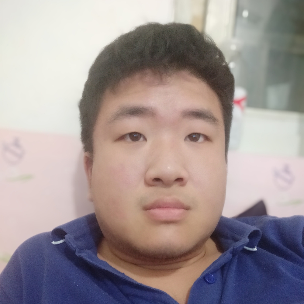 超重黄桃罐头的照片