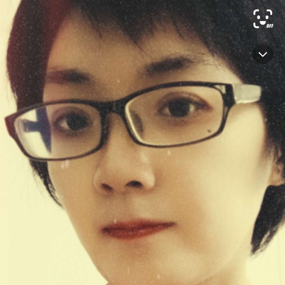 大胆和小兔子的照片