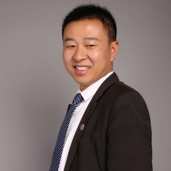 龙之本色的照片