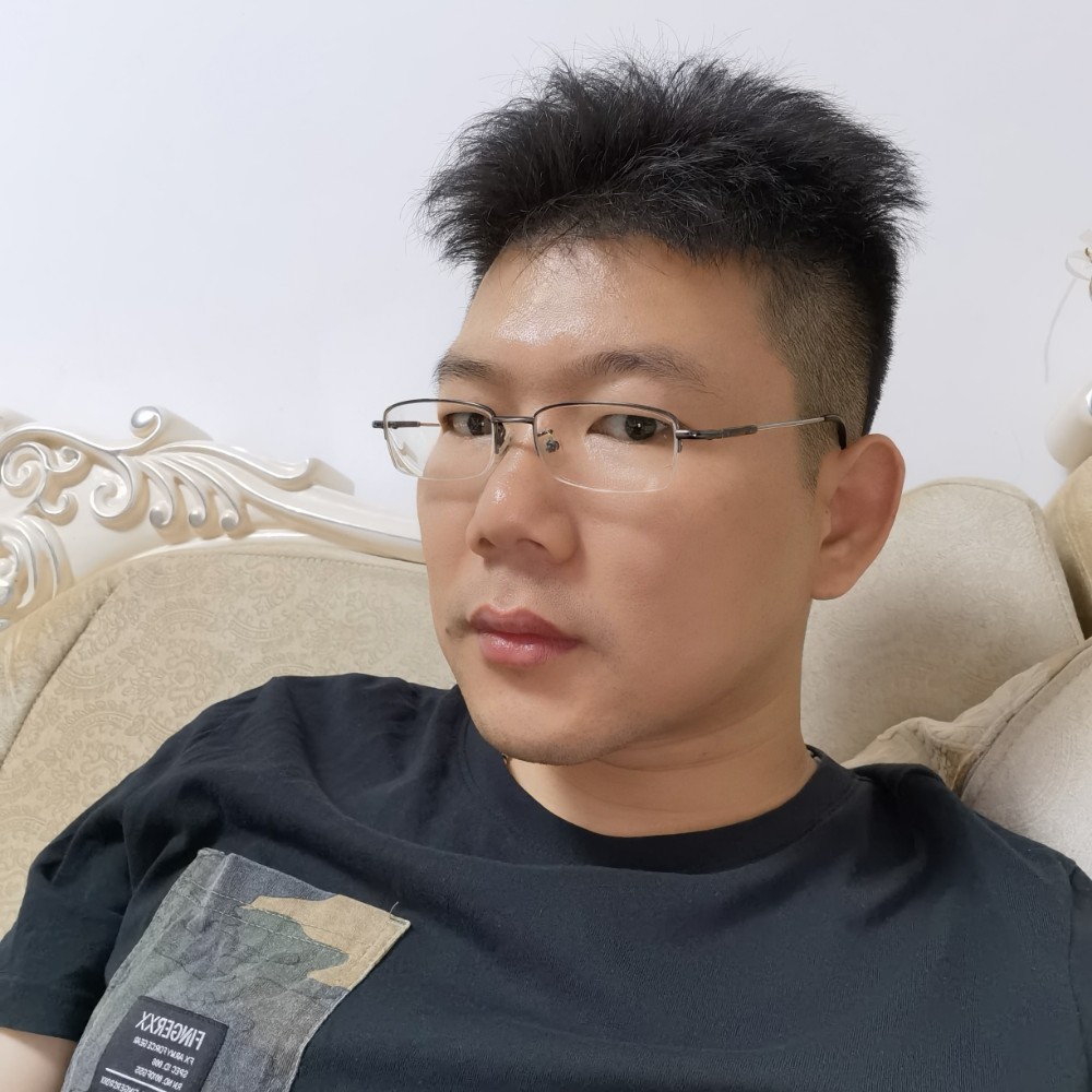 王正龙的照片