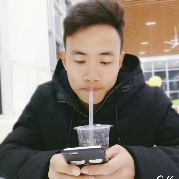 孤独左右的照片