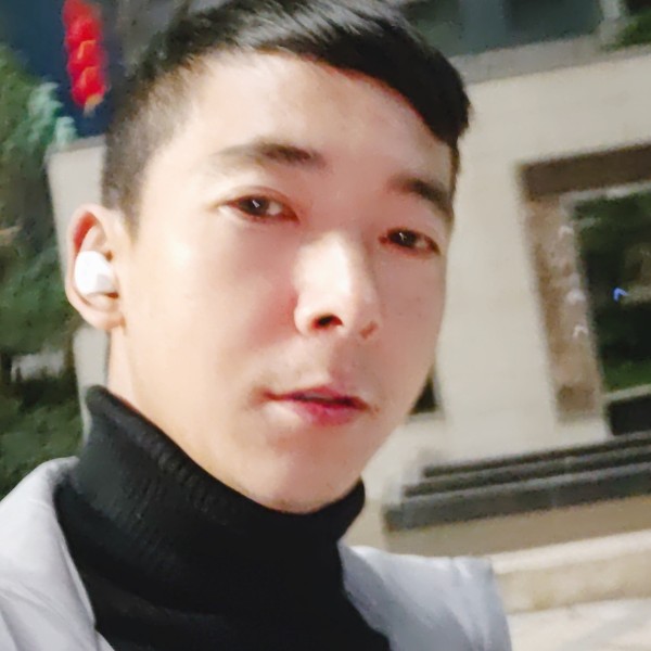 笑点低向荔枝的照片