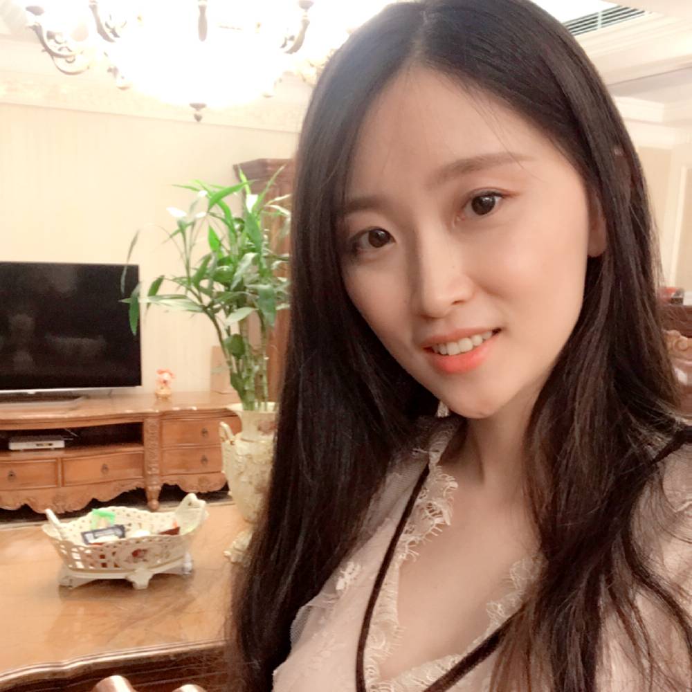 洁净浅吻蘩藜的照片