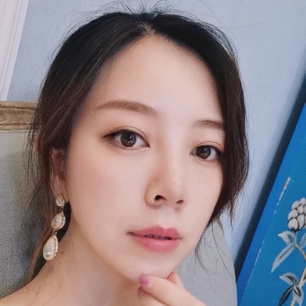 单薄与信封的照片