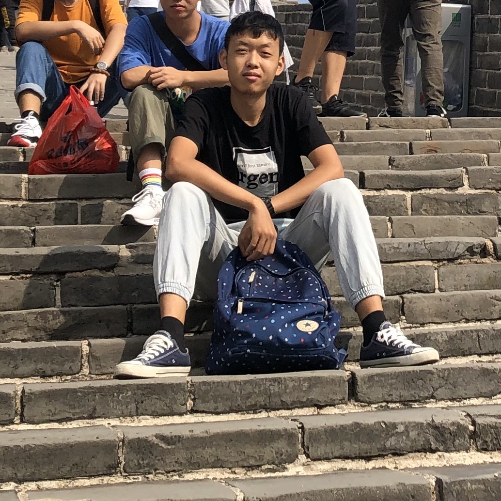 机器猫踢寂寞的照片