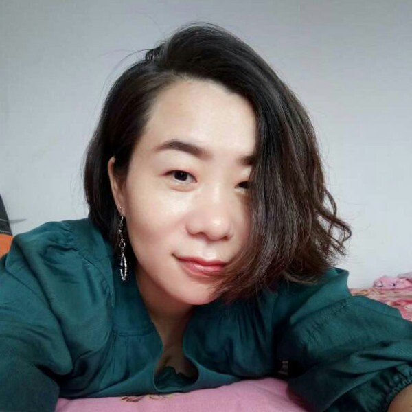 王妗的照片