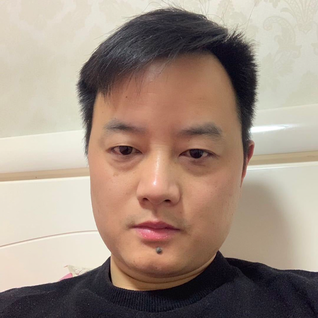 简单与青花的照片