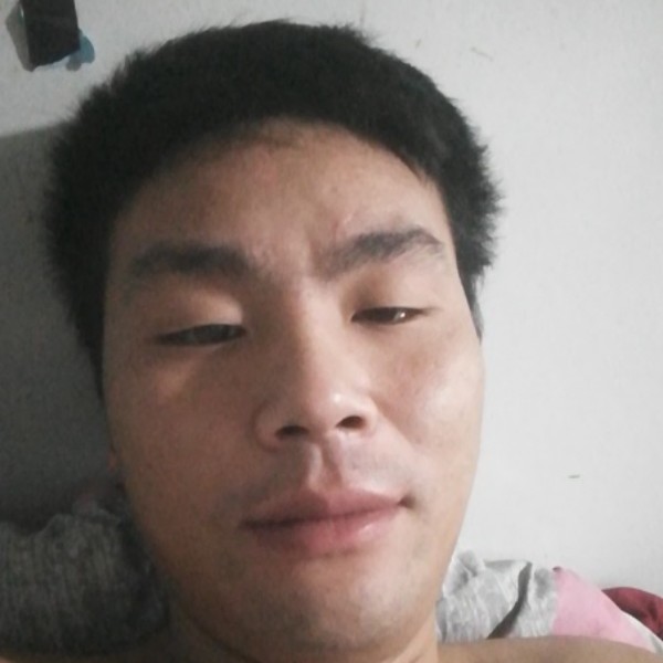 怕孤独爱香烟的照片