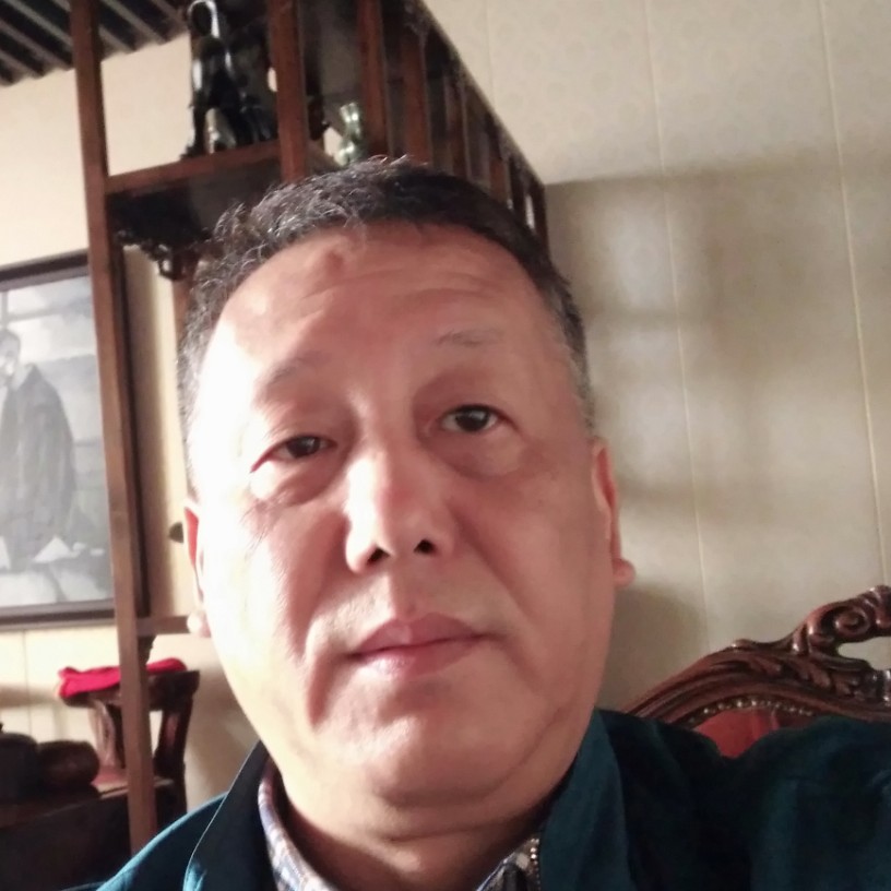 老虎凶狠的照片