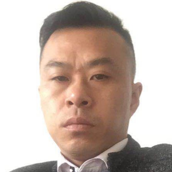 如意深拥情动的照片