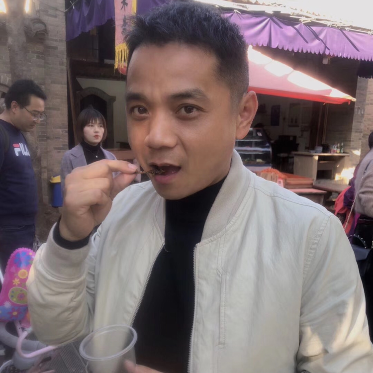 拐弯就遇到幸福的照片