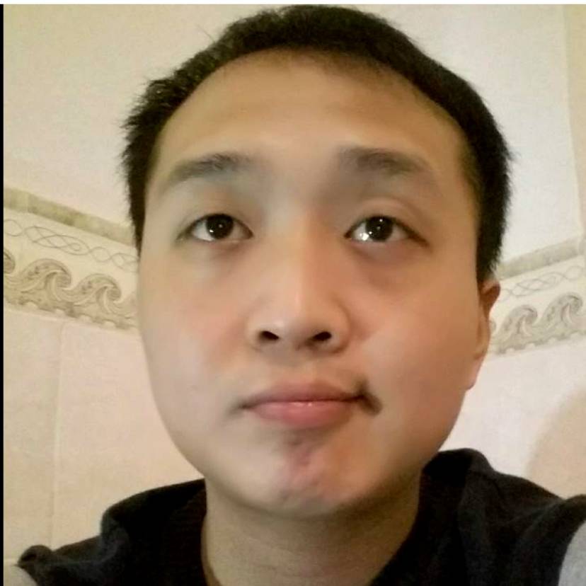 愉快邂逅草丛的照片