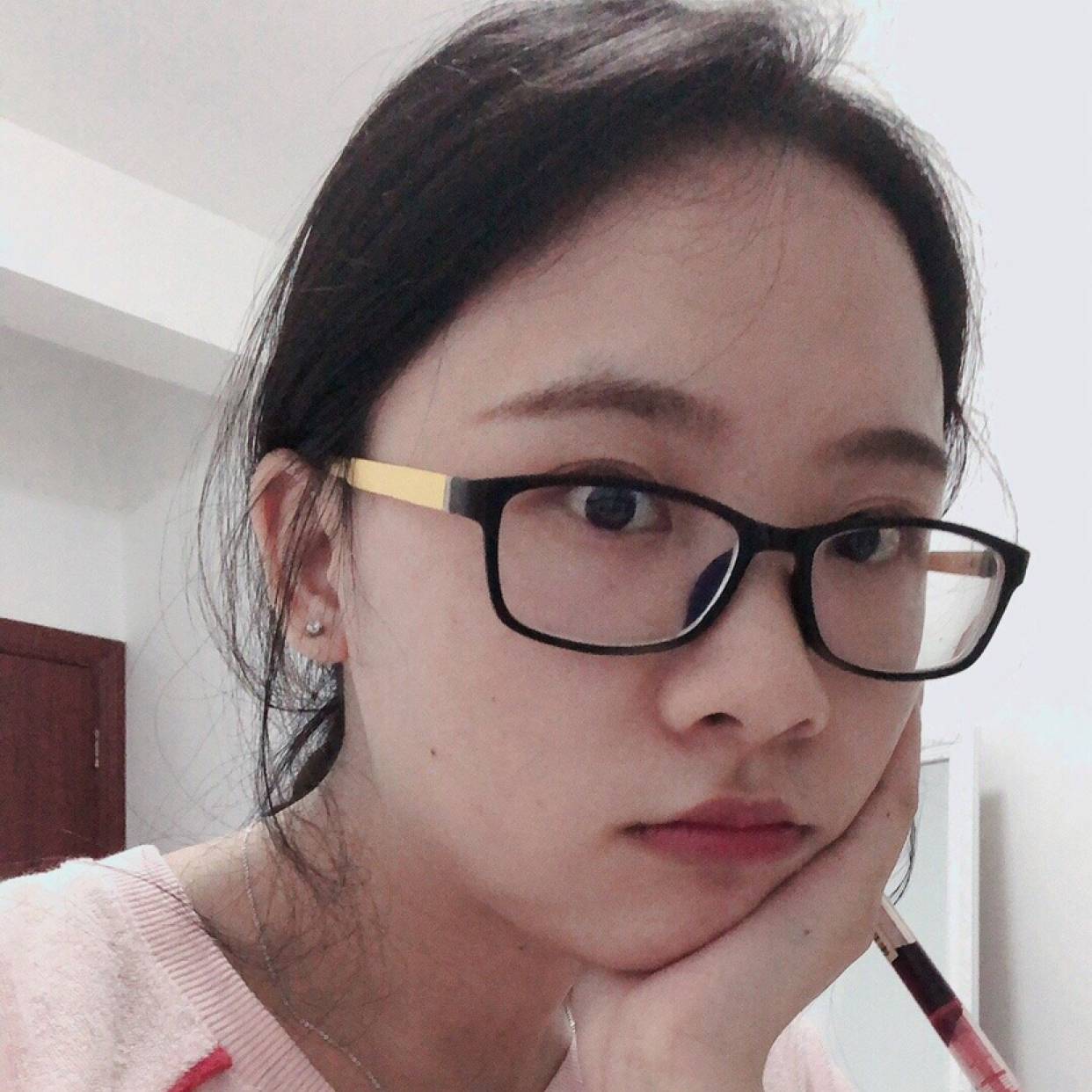 橘子味的女生的照片