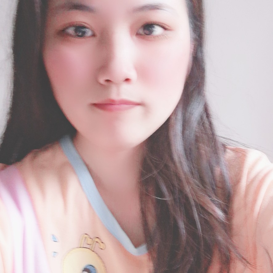 外向挽手百合的照片