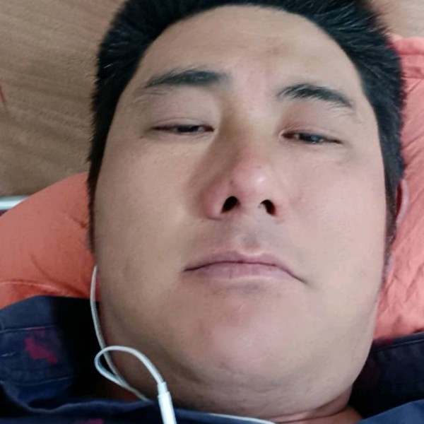 白开水倾心有魅力的照片