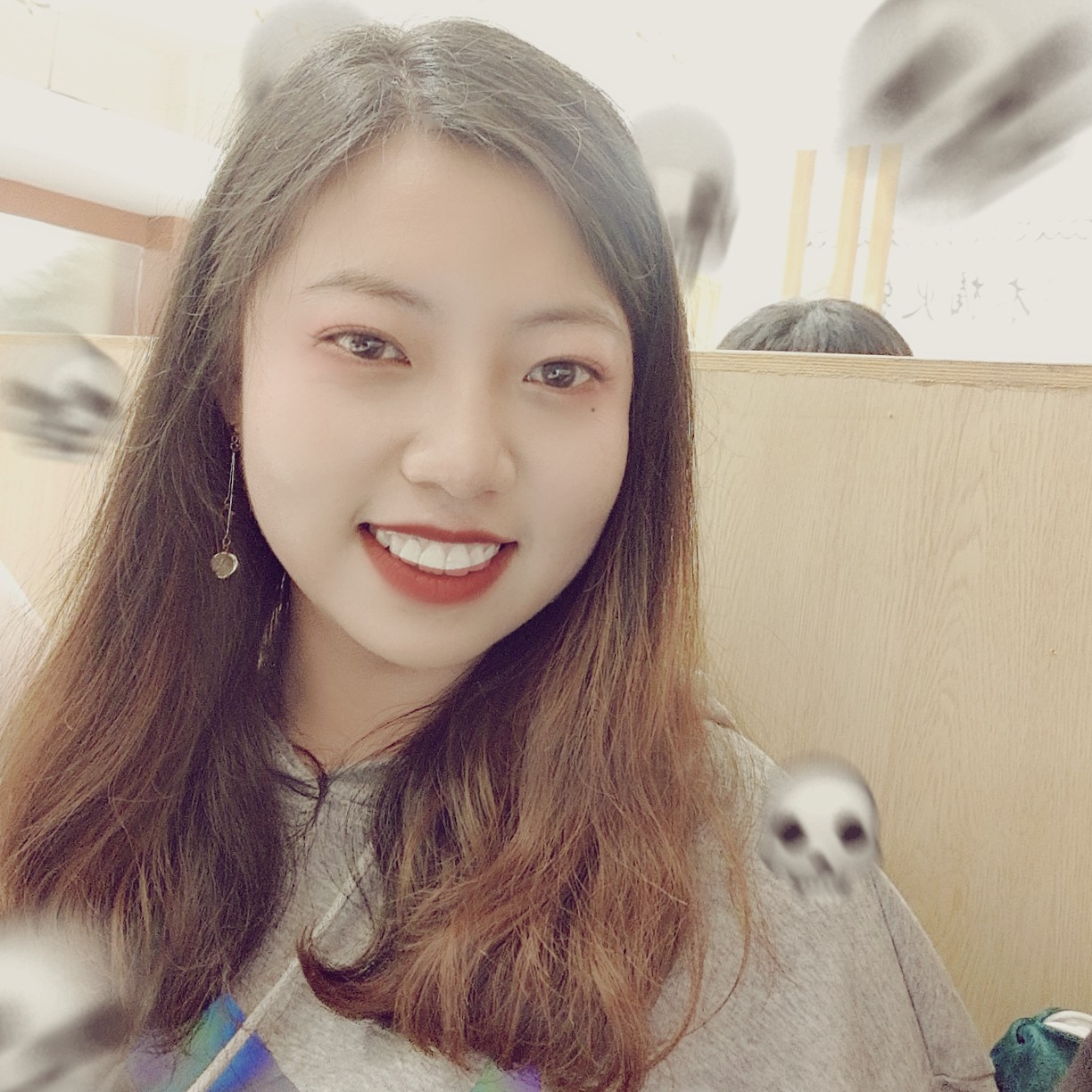 星愿吃醋甜美的照片