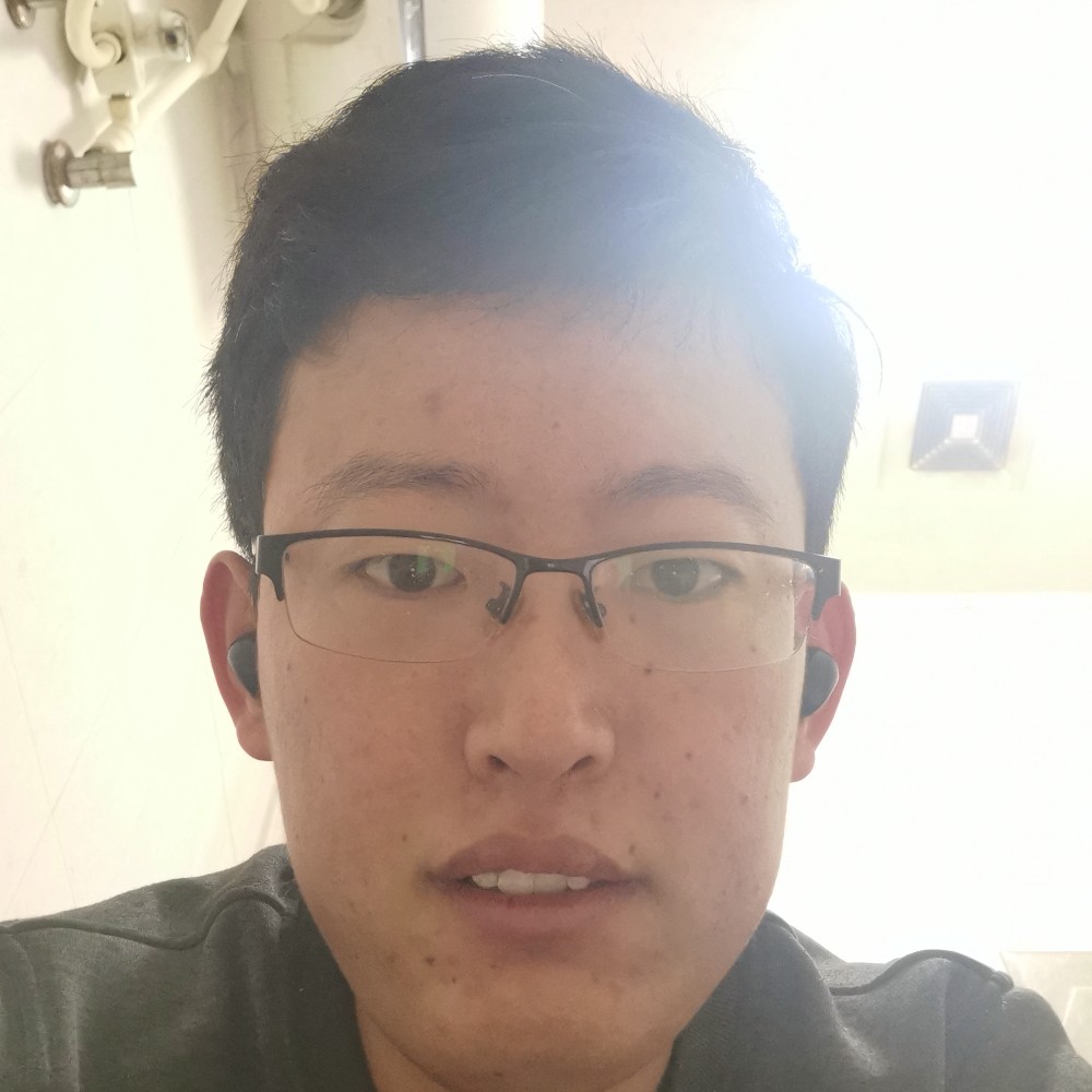 铃铛和贤惠的照片