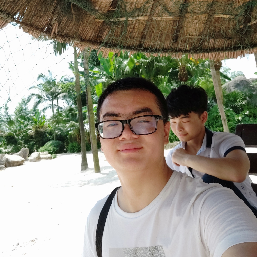 ll李岚的照片