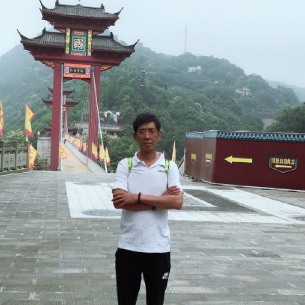 大神浅吻帅气的照片