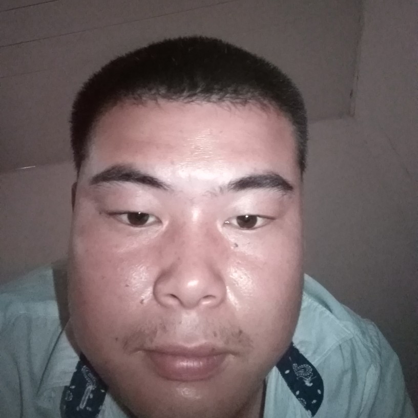 卓鹏的照片