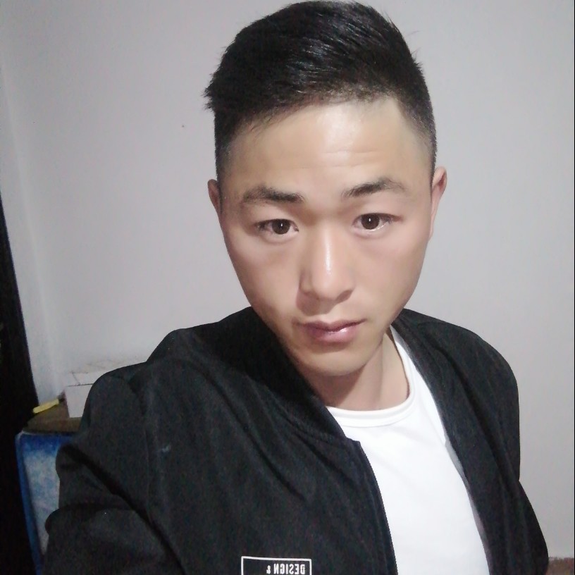 若溪漫步着急的照片