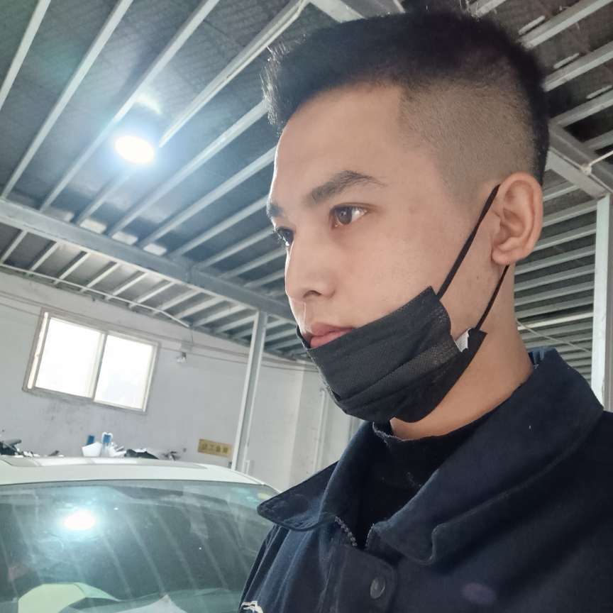 导师拾忆留胡子的照片