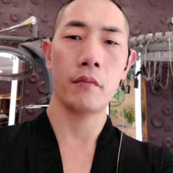 外向苦恋小兔子的照片