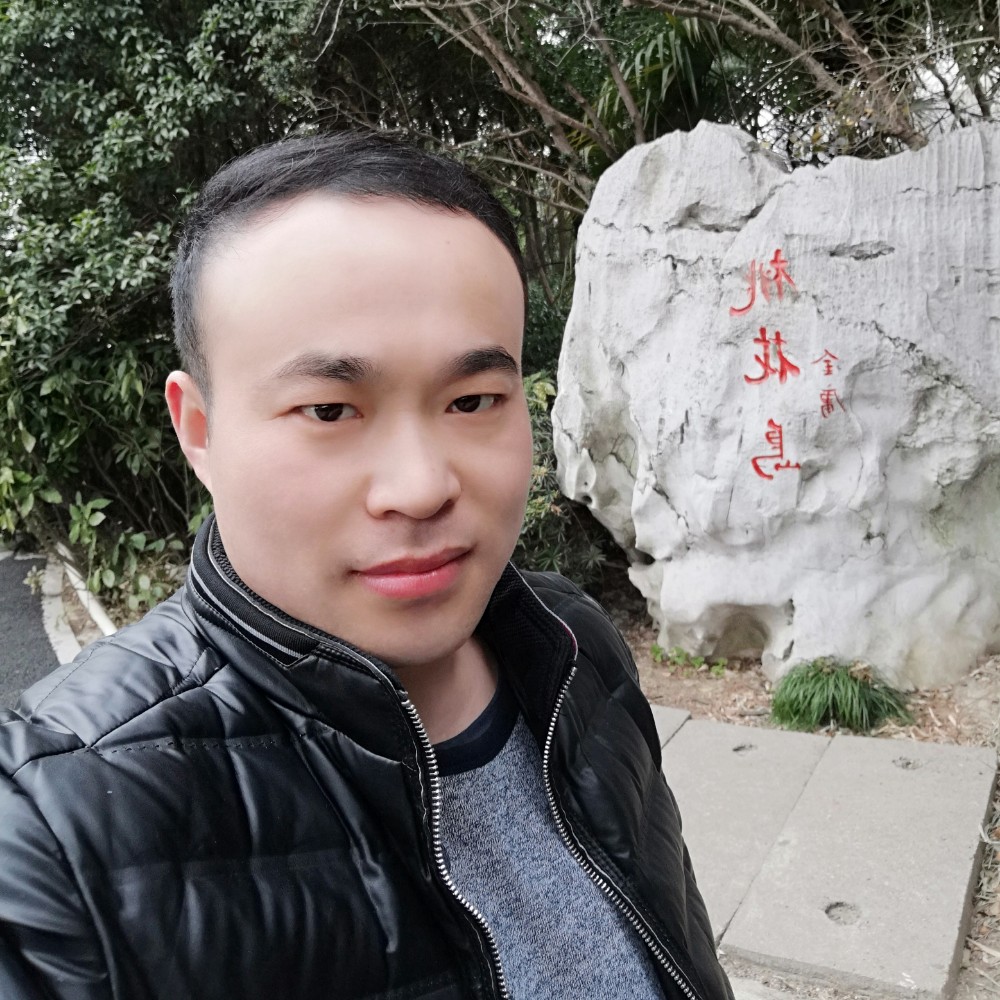 小蚂蚁愿碧蓝的照片