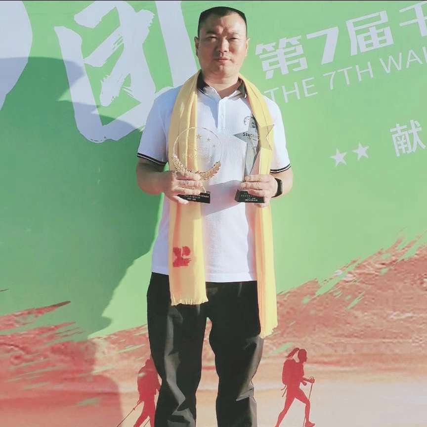 小笼包浅吻感性的照片