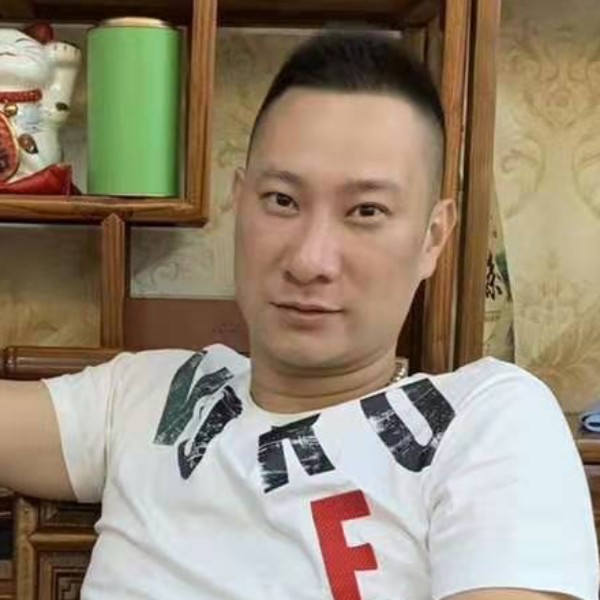 执着旧街的照片