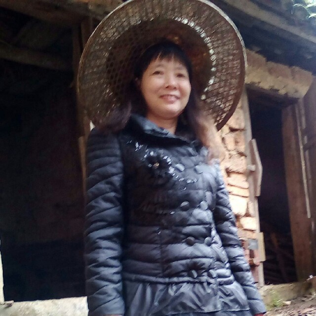 暖暖溪流的照片