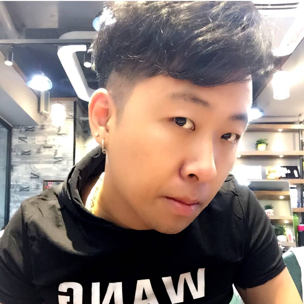潮男：小黑的照片