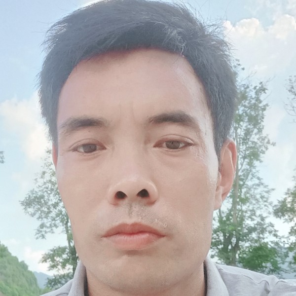 黛儿冷傲的照片
